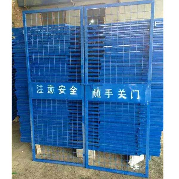 施工電梯安全門(mén)